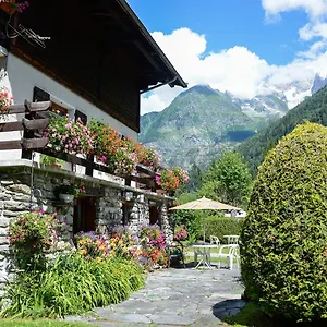 Couette-café Crêmerie Balmat, Chamonix